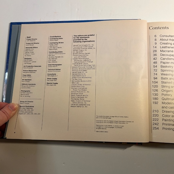 Vintage Hardcover Book Reader's Digest Crafts & Hobbies 1979 - Picture 2 of 10